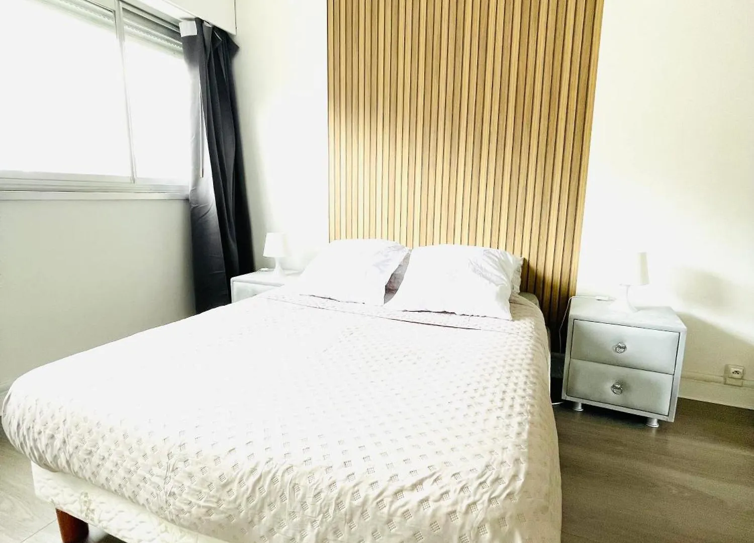 Apartment Place Cambronne *